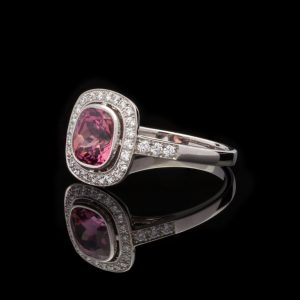 padparadscha-corindoni rosa-corundum fancy-corindoni fantasia-zaffiri fantasia-padparadscha gemstone- padparadscha gem-padparadscha stone-gem padparadscha-gemstone padparadscha-fancy sapphire-sapphire fancy