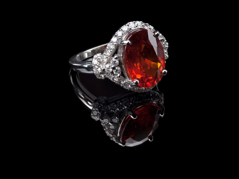 granato anello