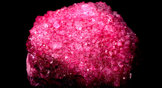rubino-cristalli-rubini grezzi-gemmologia-gemology-gemmologie-gemologia-ruby crystals-crystal ruby-rough ruby