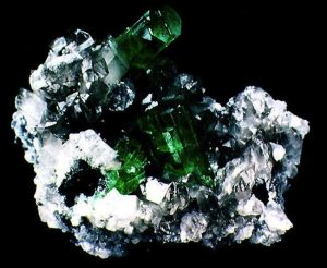 rough stones-esmeralda bruta-emeraudes-smeraldo-grezzo-rough emerald-smeraldi grezzi