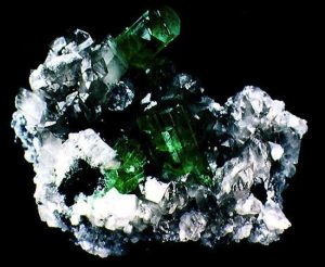 smeraldo-grezzo-rough emerald-smeraldi grezzi